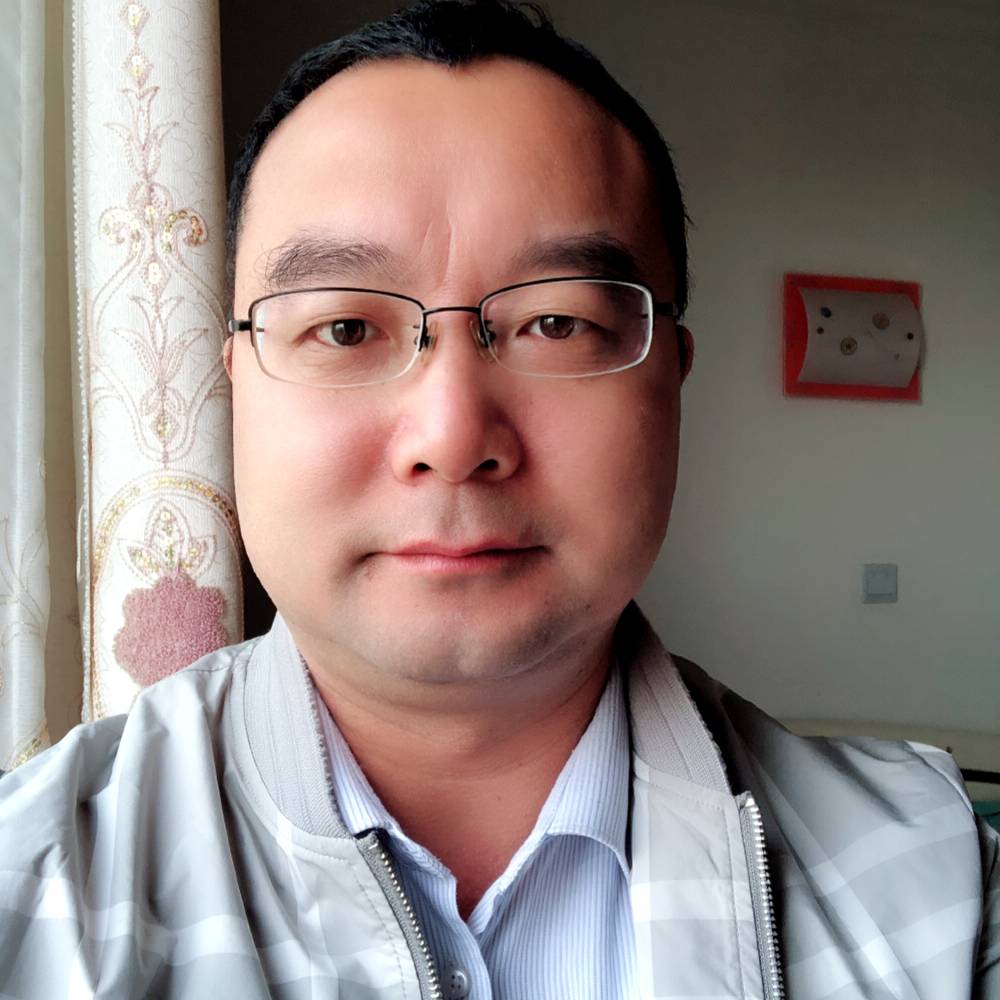 小小密桃的照片