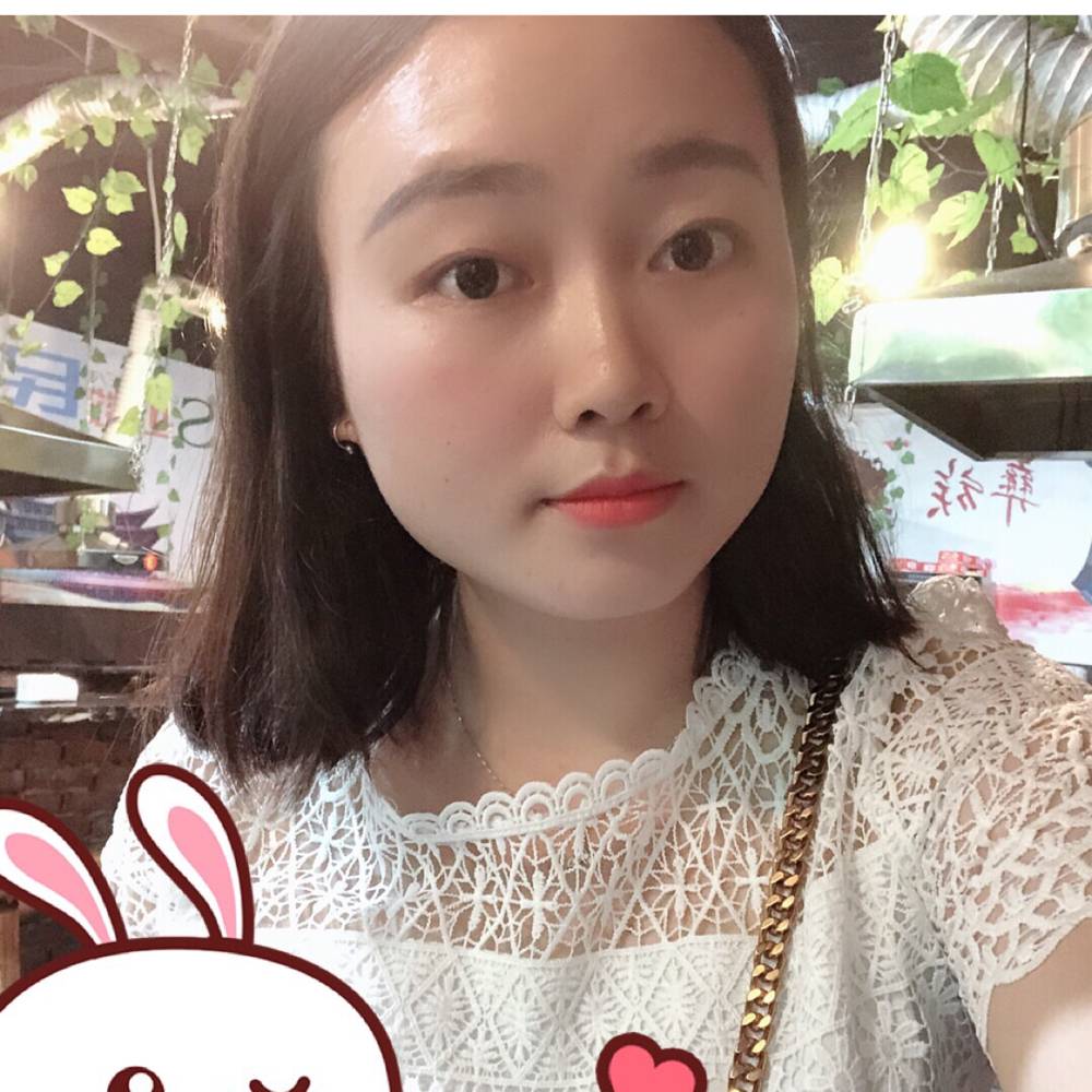 吃葡萄要吐葡萄皮的照片