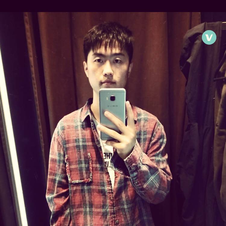 微笑的毛豆的照片