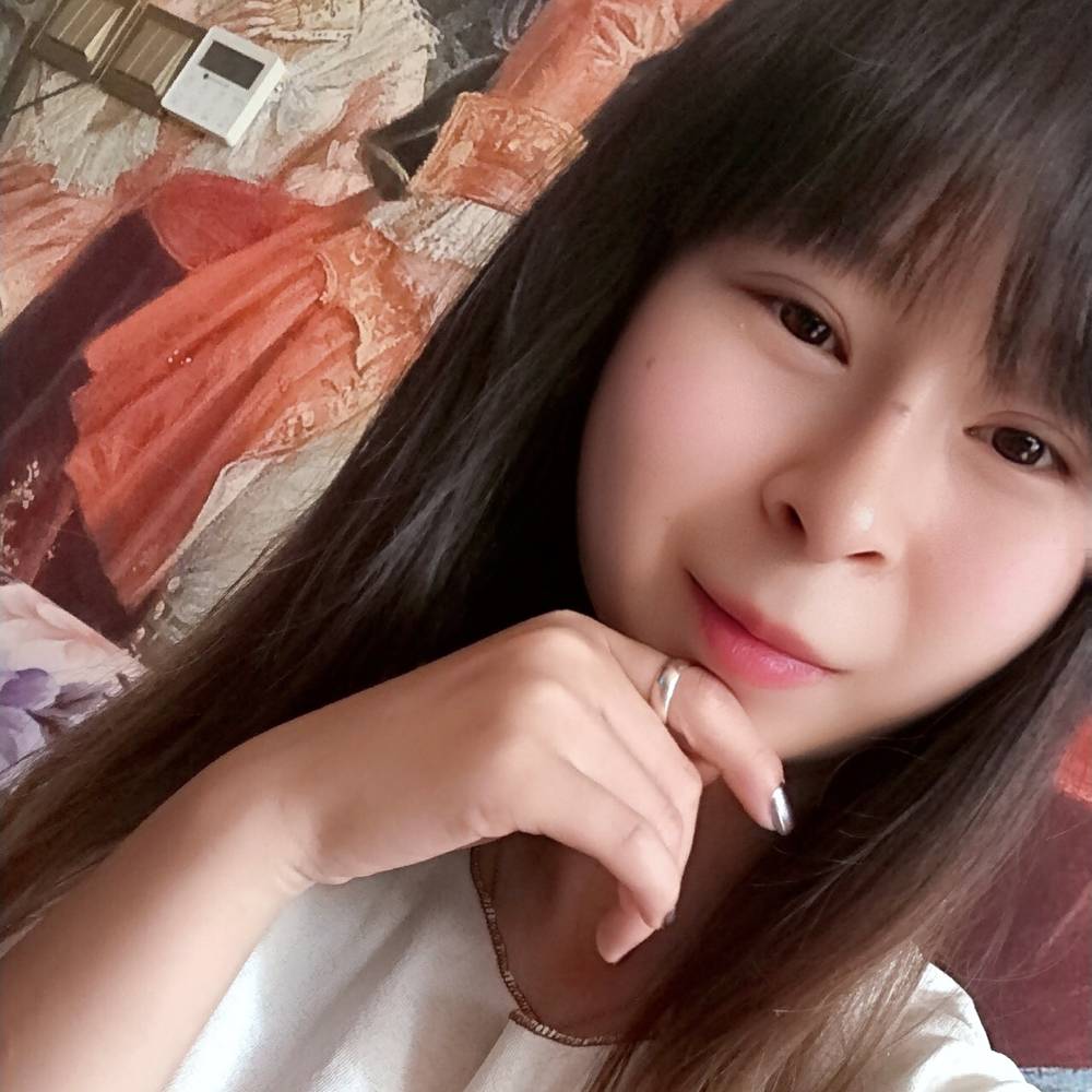 姐的温柔曾喂了狗的照片