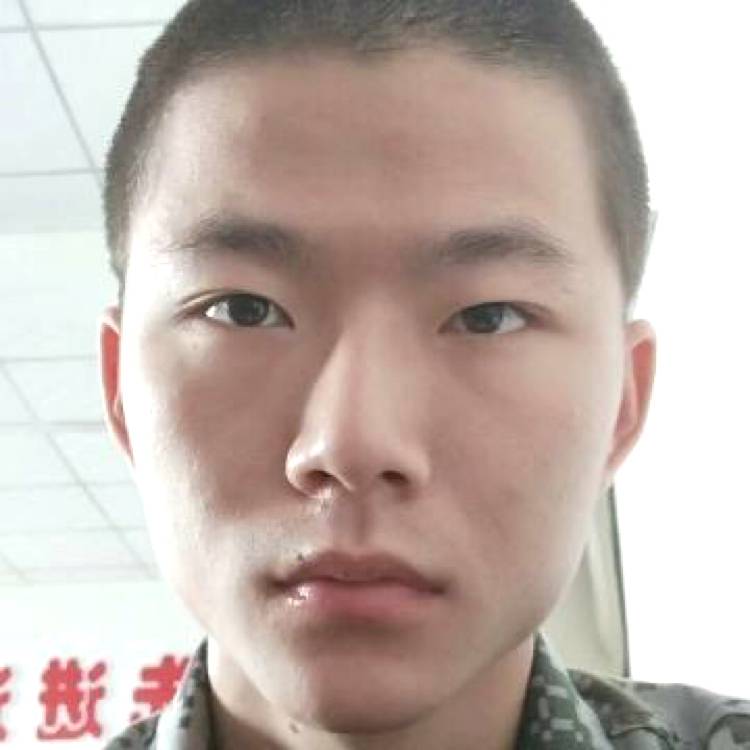 磬音邂逅帅气的照片