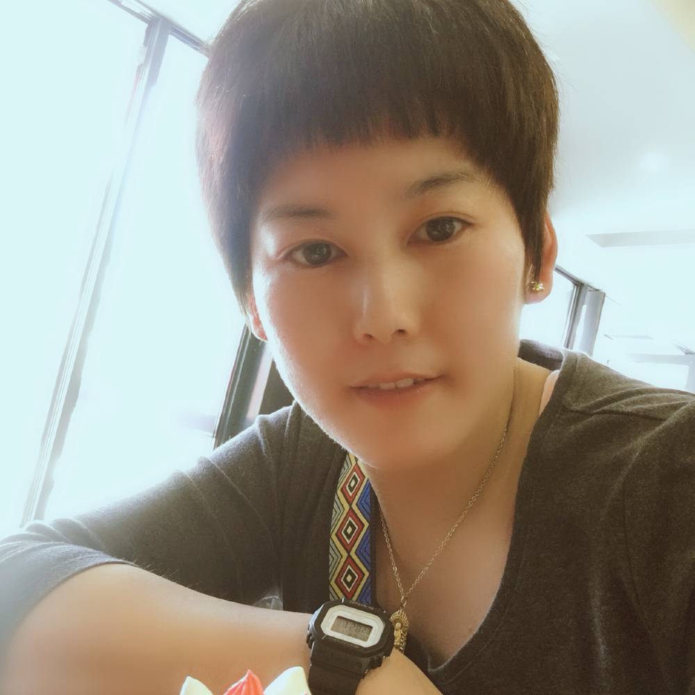 孙百玲的照片