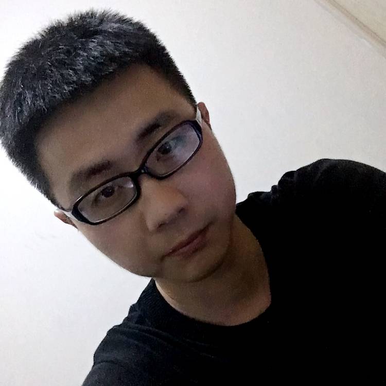 陌殇羞涩的照片