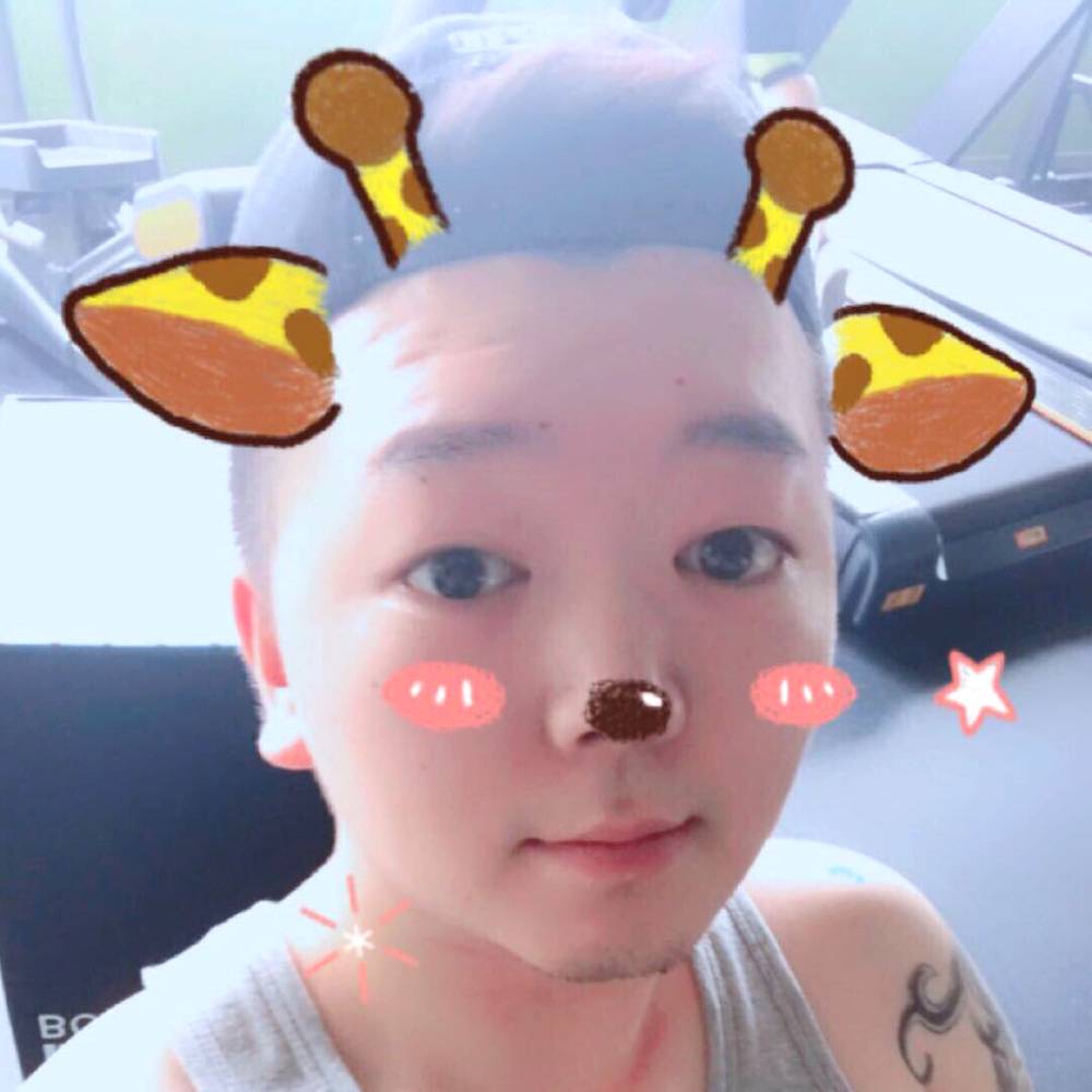 Jimmy嗯哼的照片