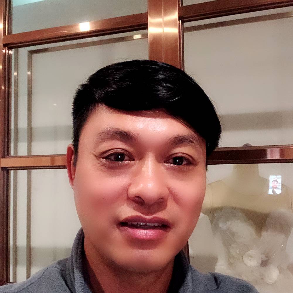 眼睛凝眸甜美的照片