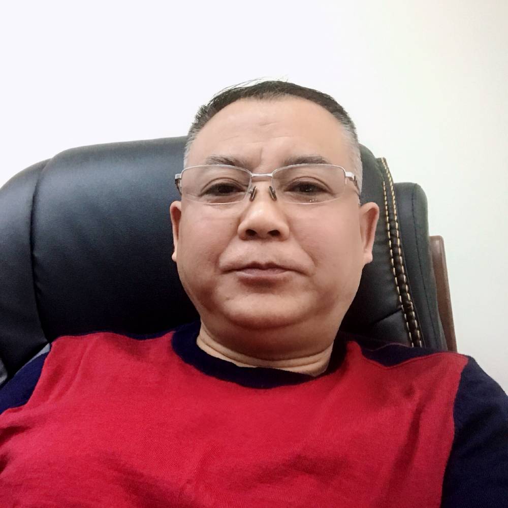 黑裤靓丽的照片