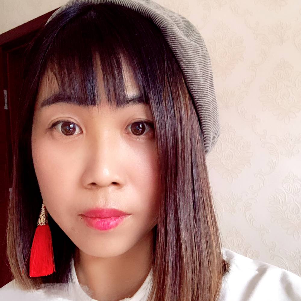 香水回眸爱听歌的照片