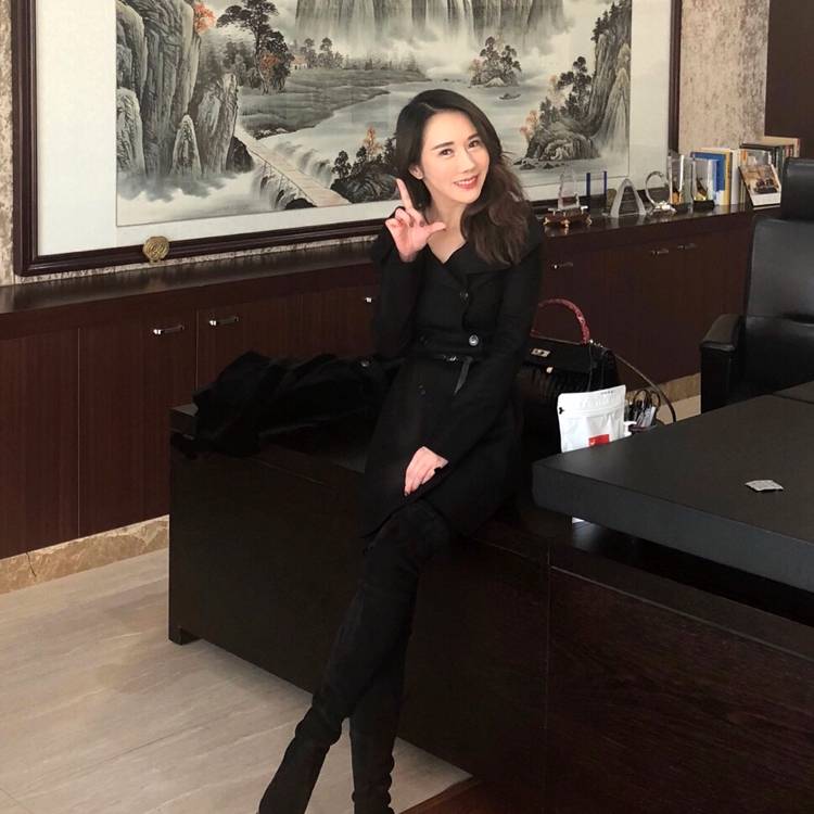 白云苦恋的照片