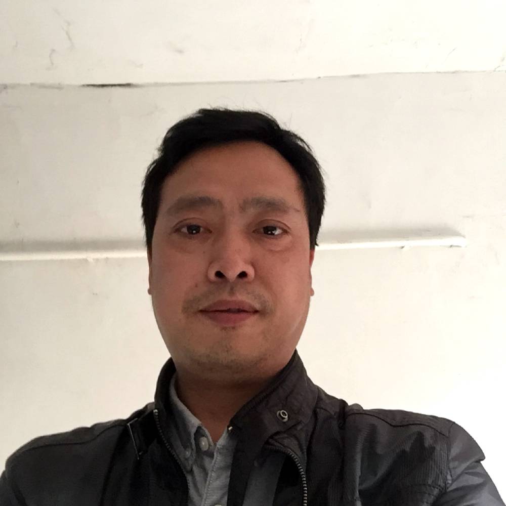 现实那砖头的照片