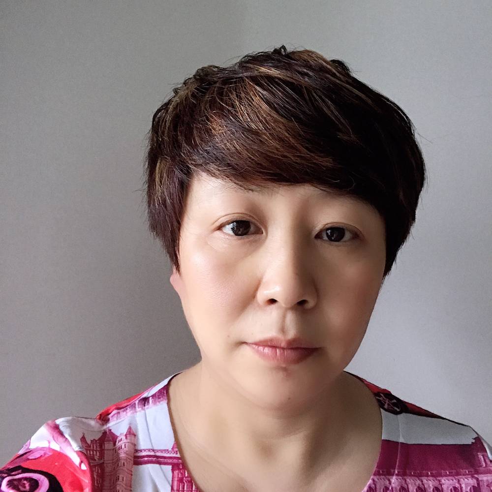 生化英子的照片