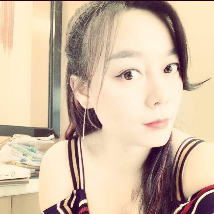 蝶衣听话的照片