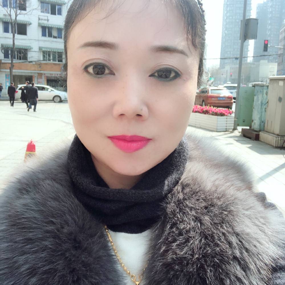 洛尘恬静的照片