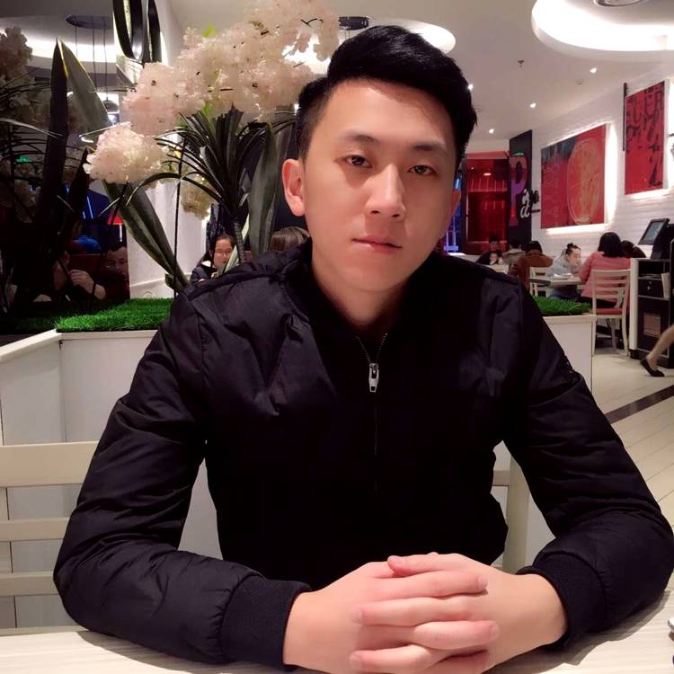 翻滚在浪花里的青的照片