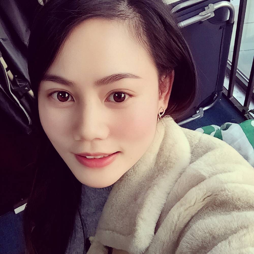 云默兰的照片