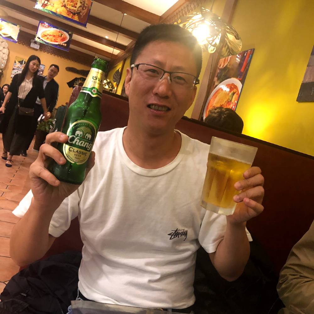 英勇石头1的照片