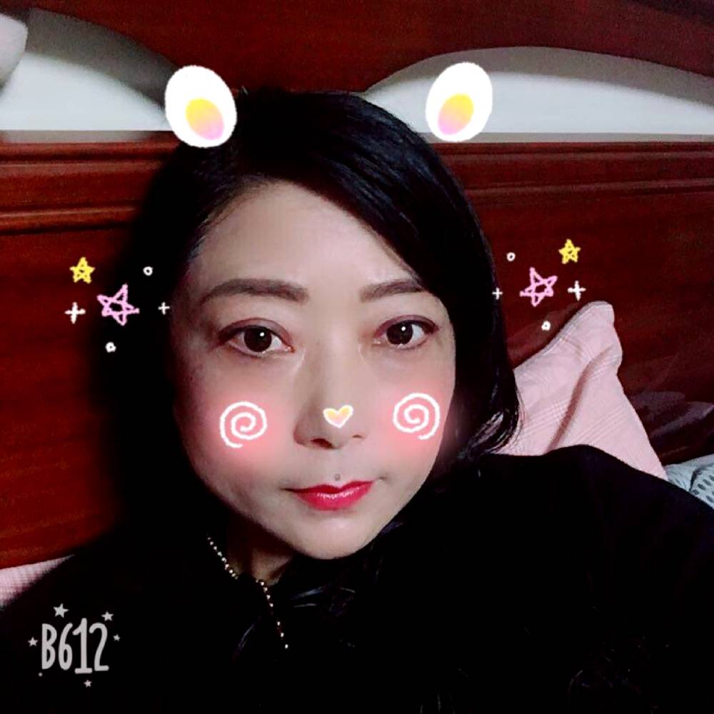 小天鹅放弃洁净的照片