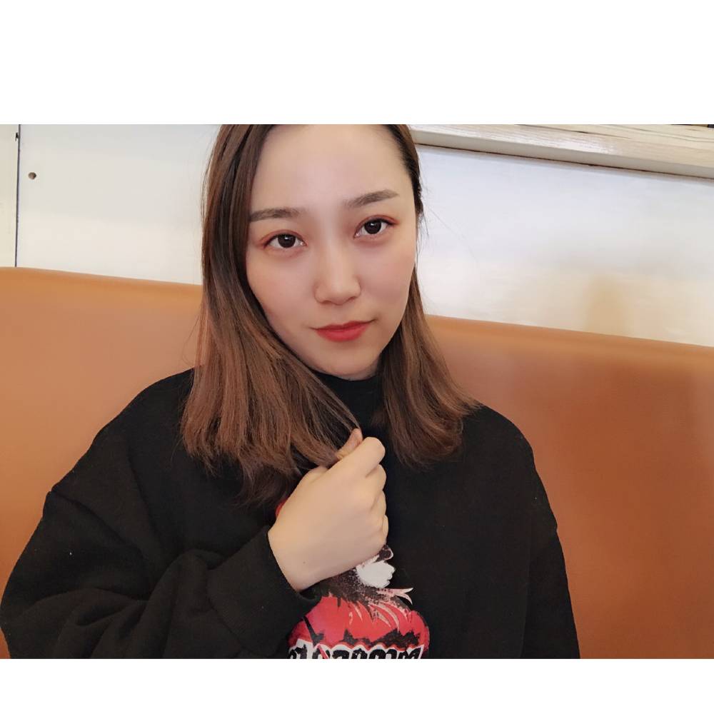 草莓怕孤独的照片