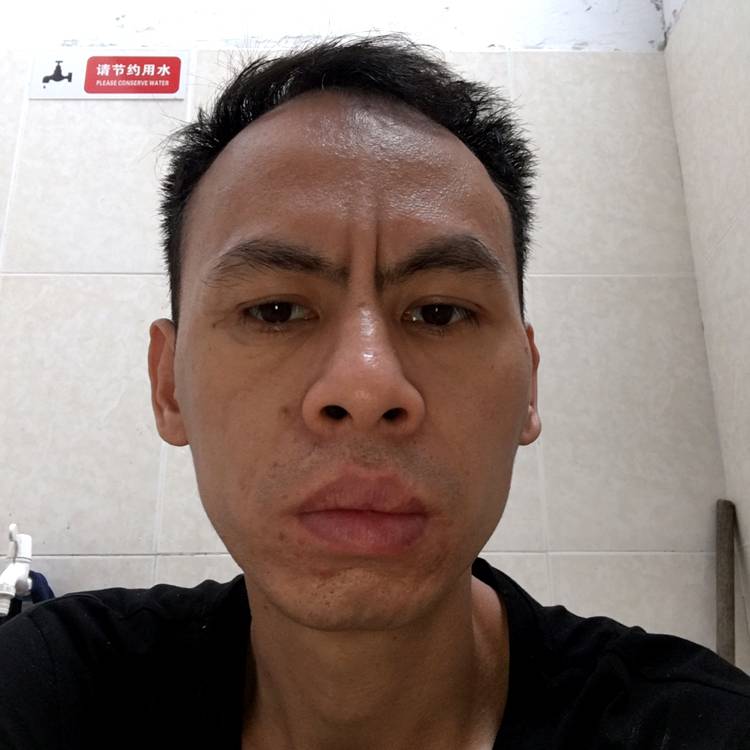 冬耀有魅力的照片