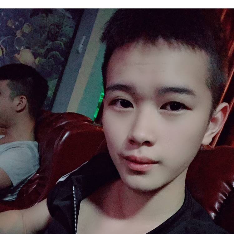 安子轩的照片