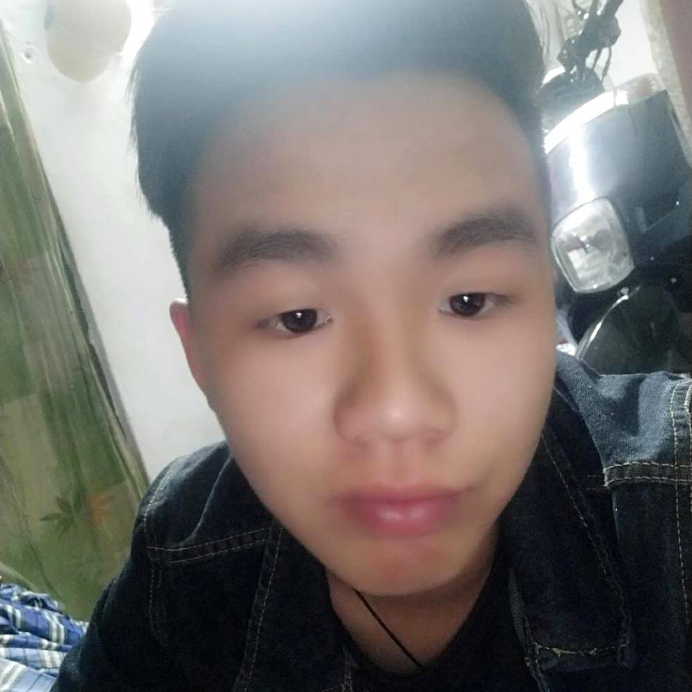 墨镜阔达的照片