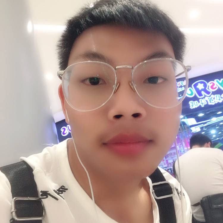 刘忆心的照片