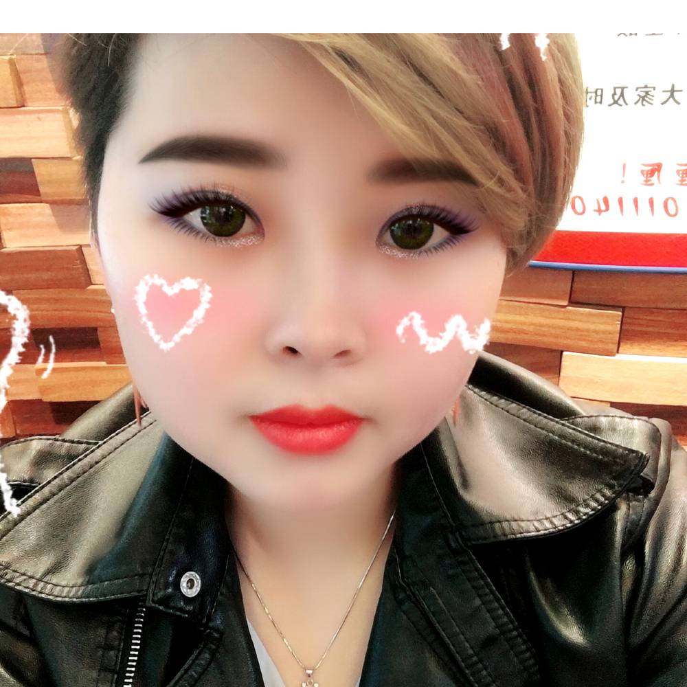蔡镇伊的照片