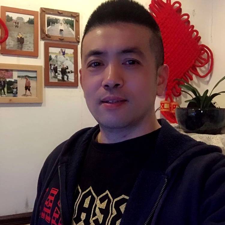 小蝴蝶那专一的照片