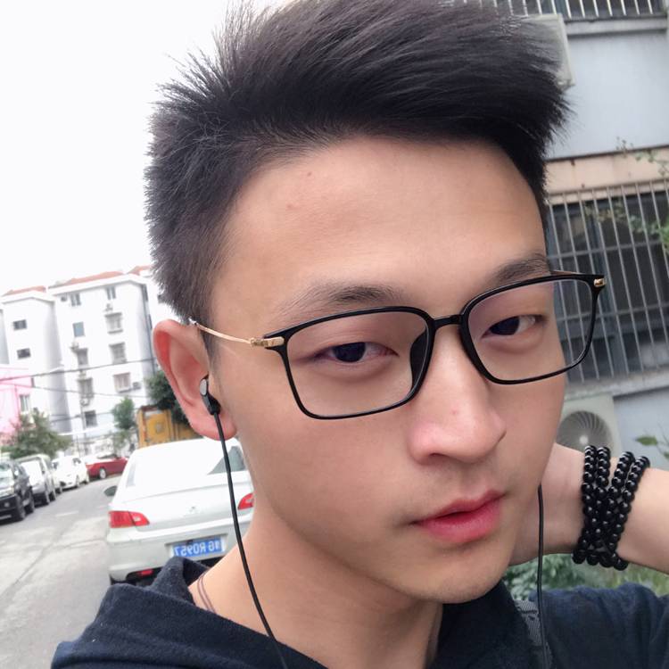 钢铁侠单纯的照片