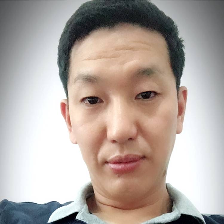 心劫精明的照片