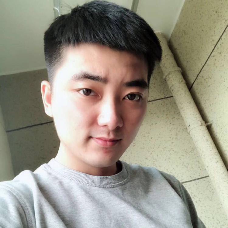 阿拉明的照片