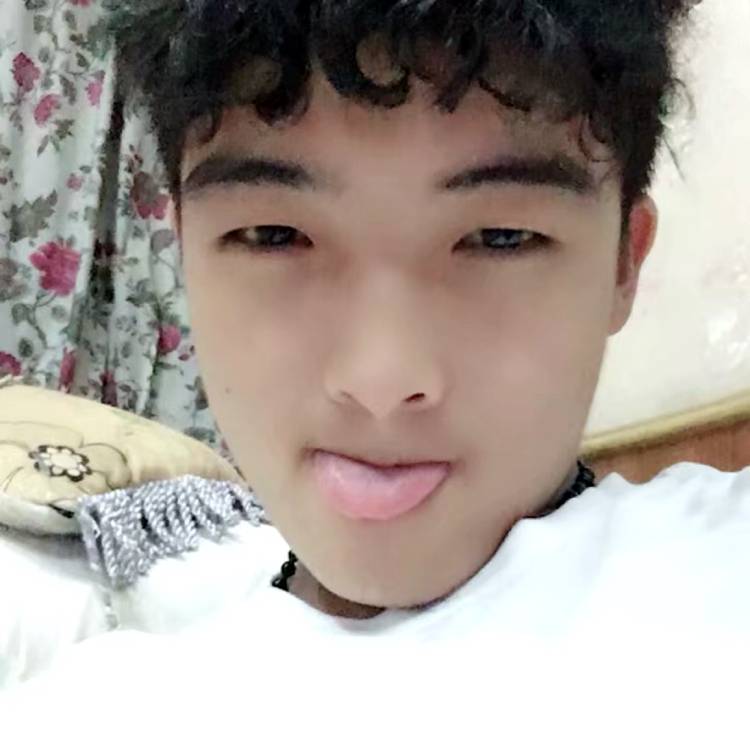 冉召的照片