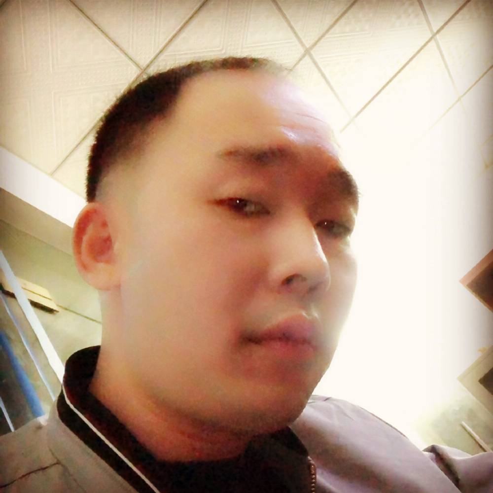 包龙星的照片