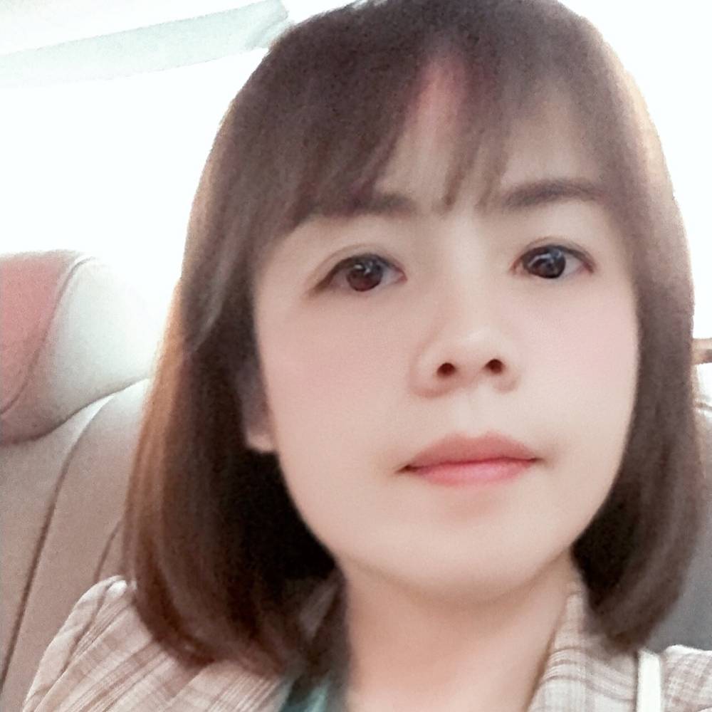 伊人秀的照片