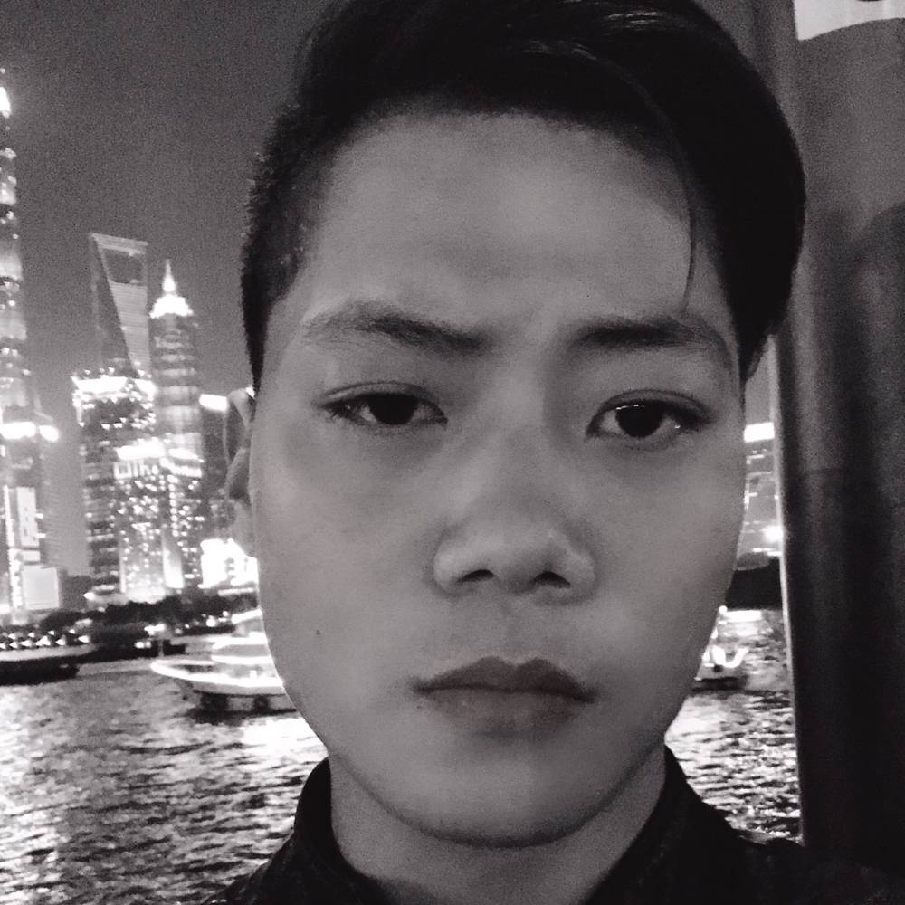 丝袜拾忆俏皮的照片