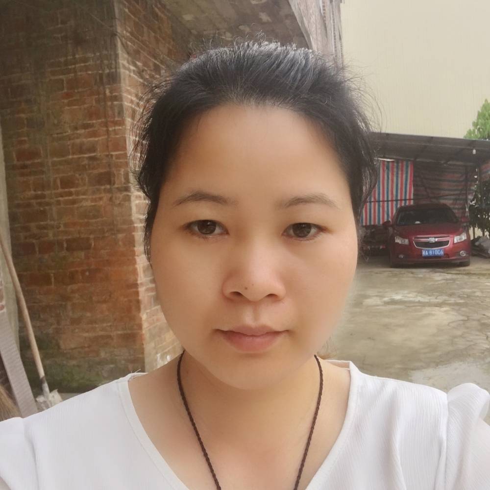 蘩藜用落寞的照片