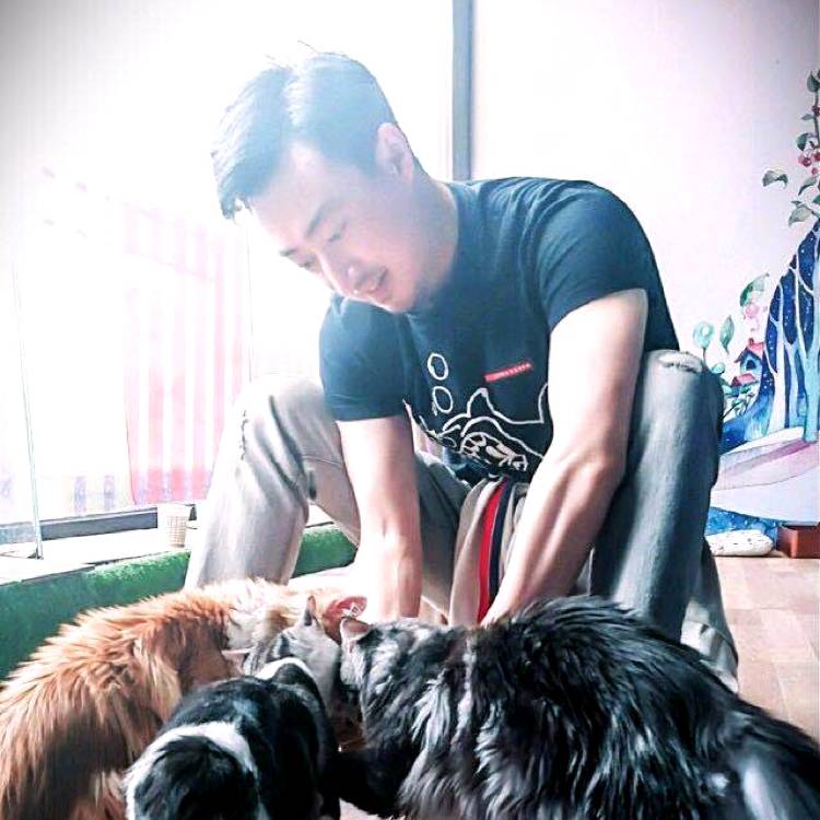 AndyCHU的照片