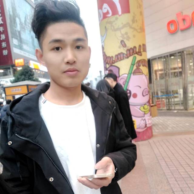 心岛恬静的照片