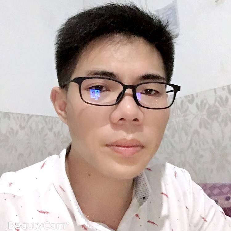 凝眸依红楼的照片