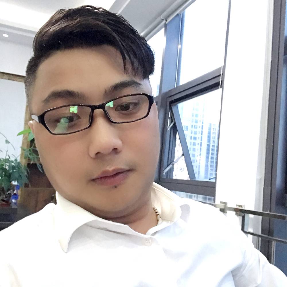 星愿激昂的照片