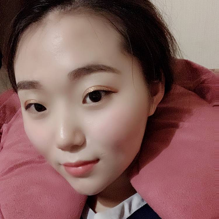 你的女孩的照片