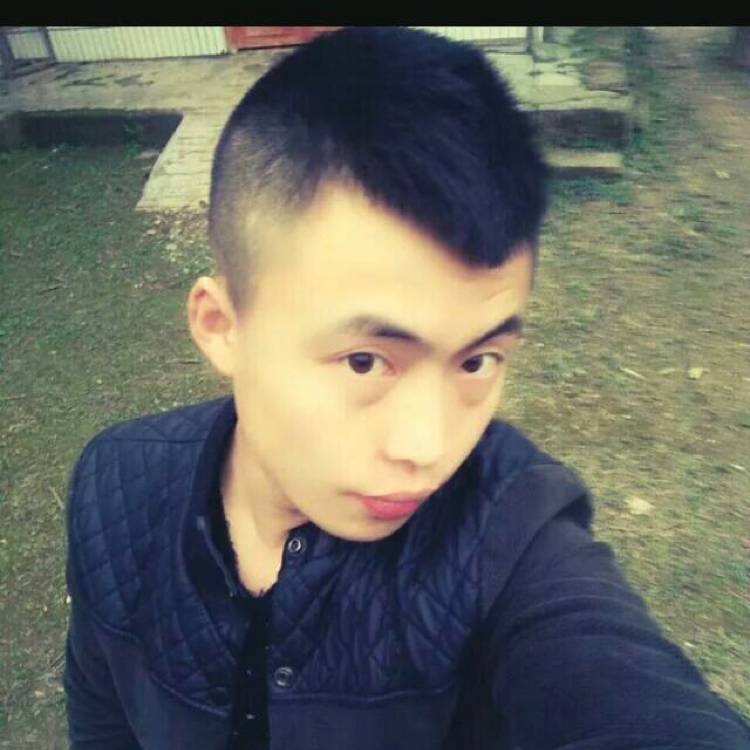 矜柔深拥沉默的照片