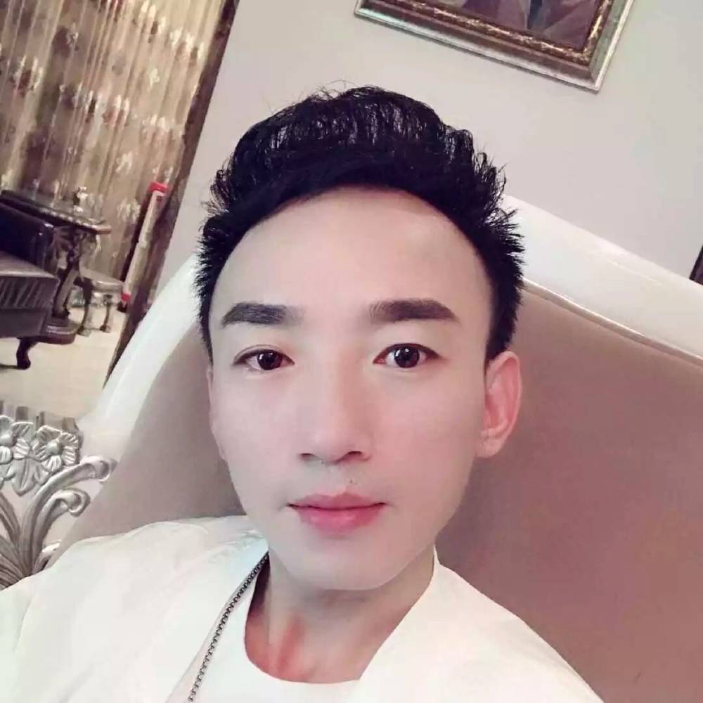 美好爱恋自行车的照片
