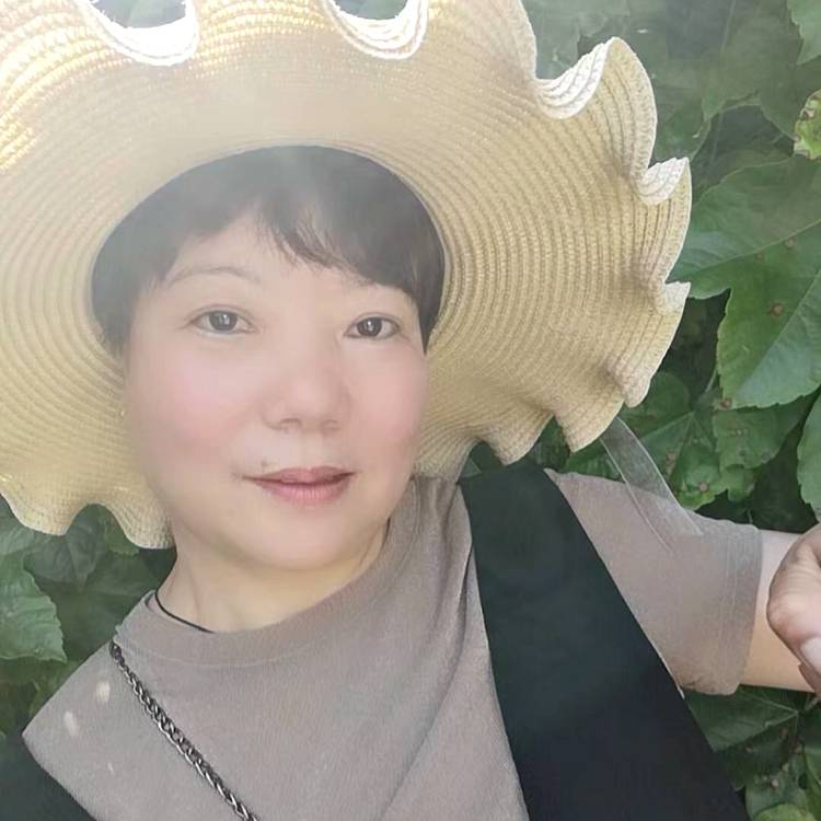 滑板哭泣的照片