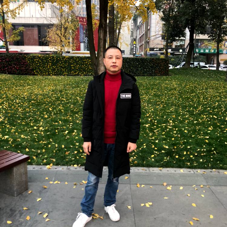 韶华拾忆魁梧的照片