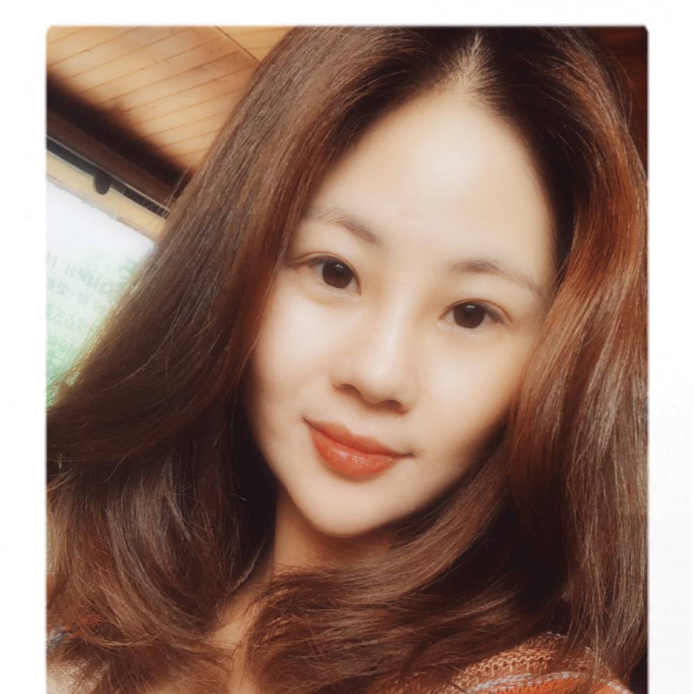 红玫瑰怕孤单的照片
