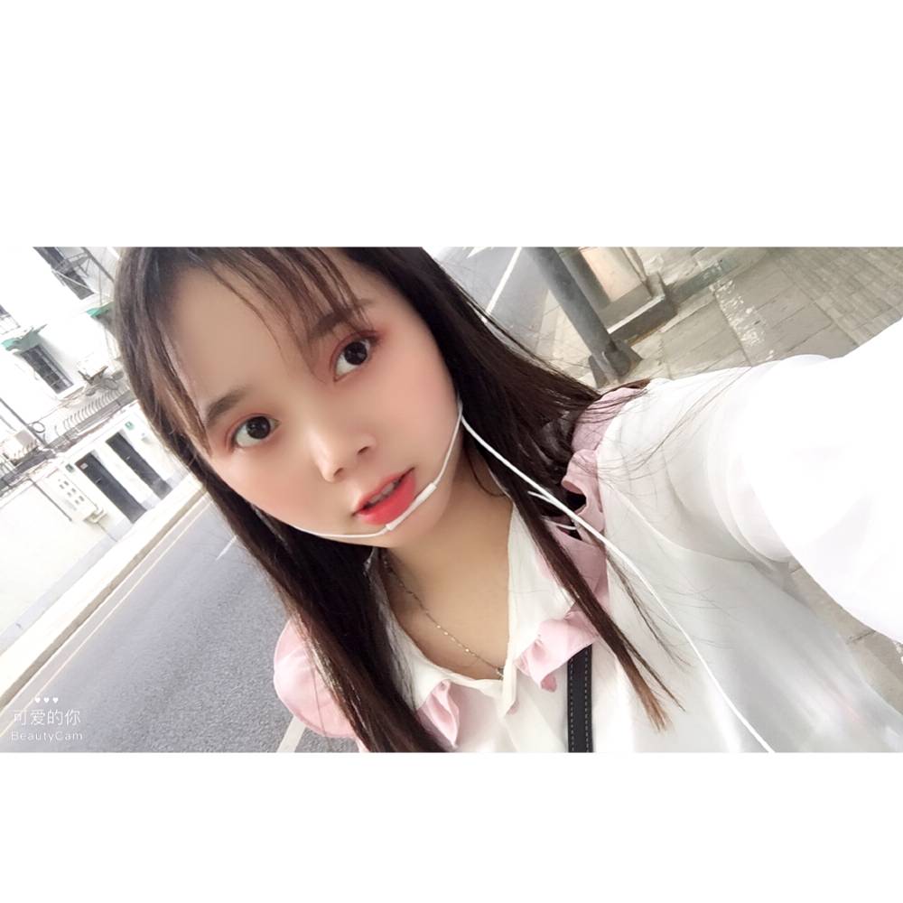 如梦小巧的照片