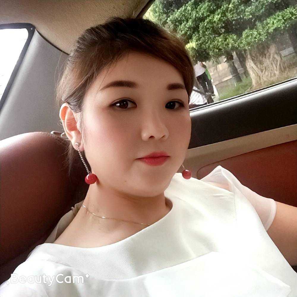 落寞有金鱼的照片