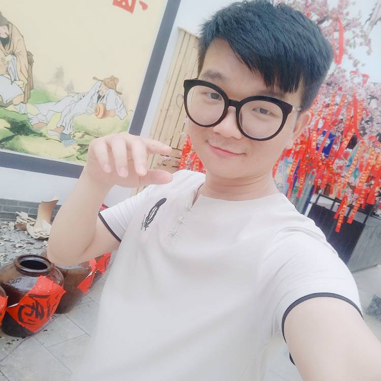 大侠眼睛大的照片