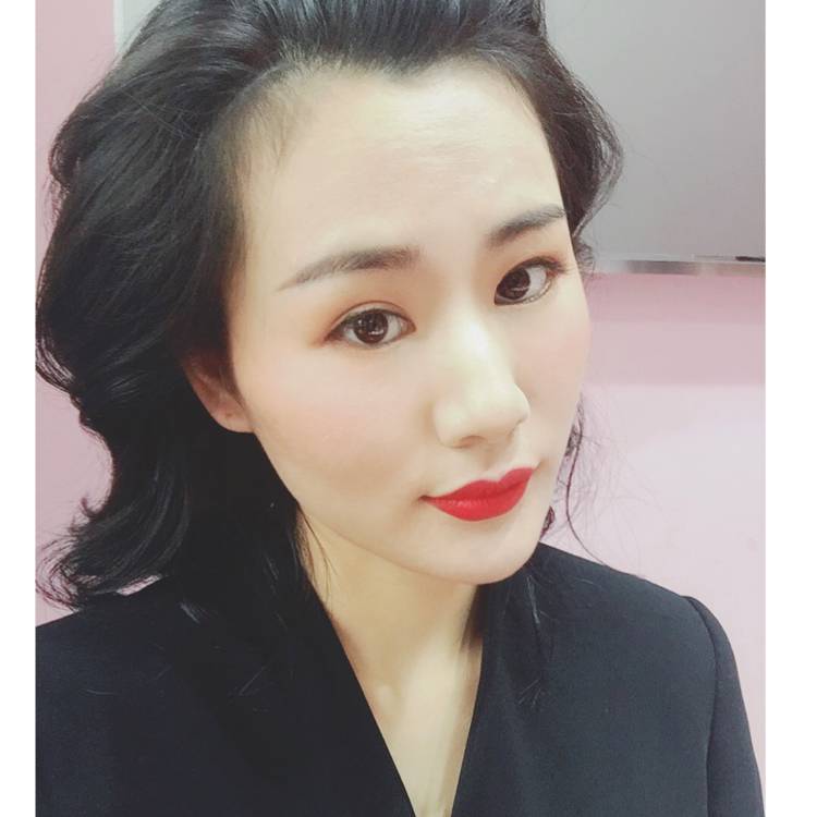 瘦瘦爱恋金鱼的照片