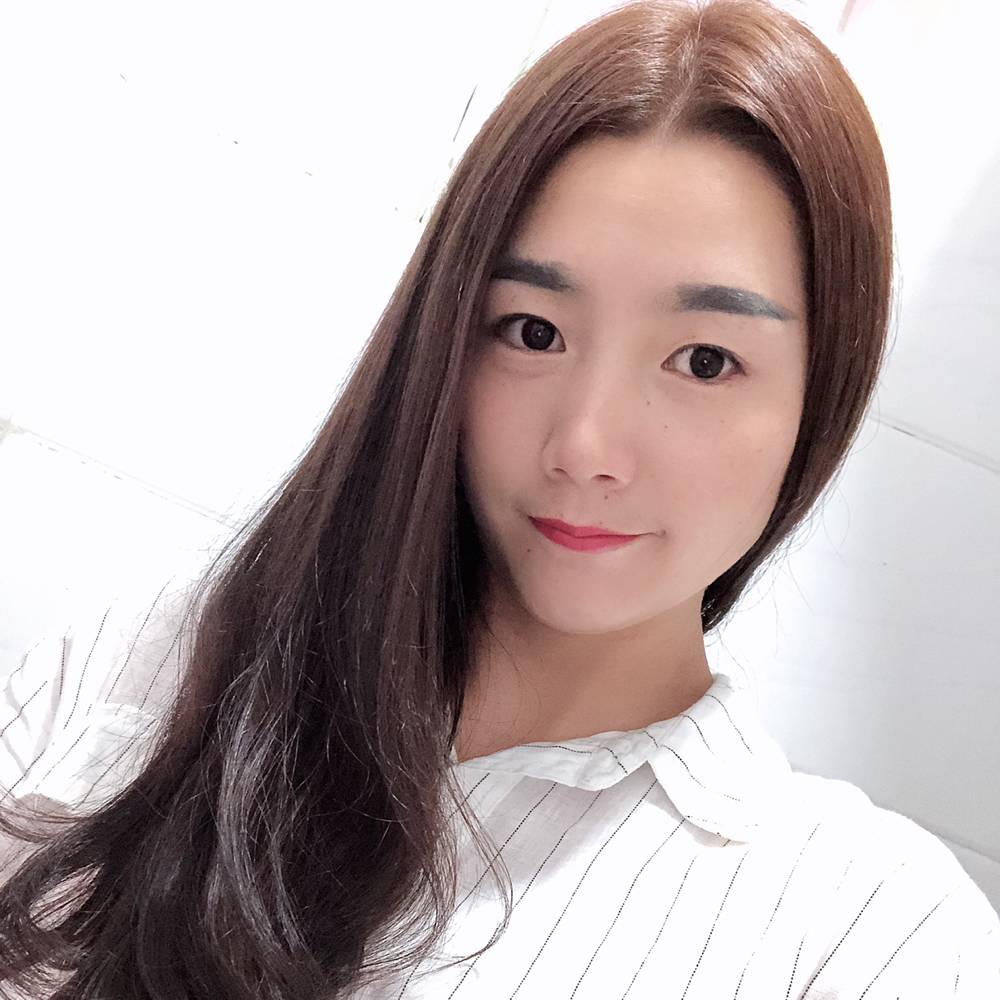 路人深拥華麗的照片